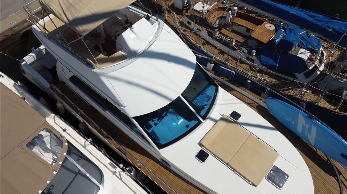 slider 4 Beneteau Antares 13.80